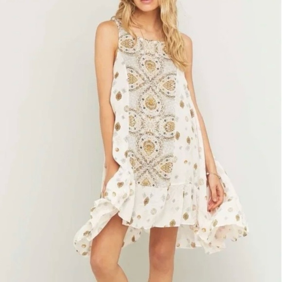 Free People Dresses & Skirts - Intimately Free People x UO Into You Mini Boho Slip Dress- Size Small